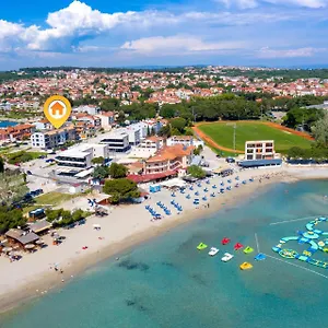  Apartment Nevia